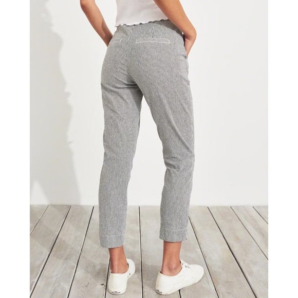 Hollister Striped Cropped Fitted Pants - Picture 2 of 11